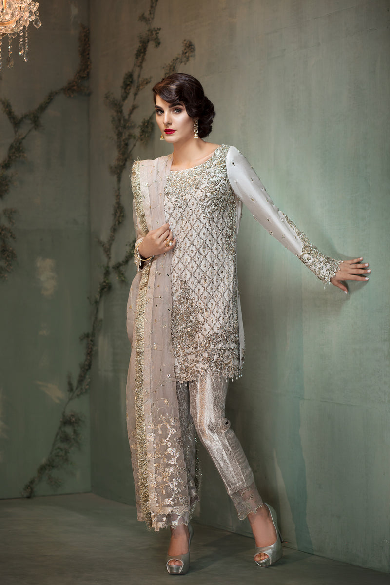 IVORY FABLE